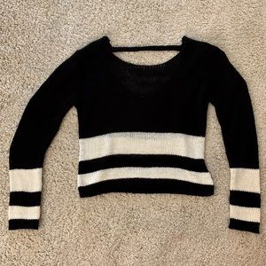 Long Sleeve Crop Knit Sweater